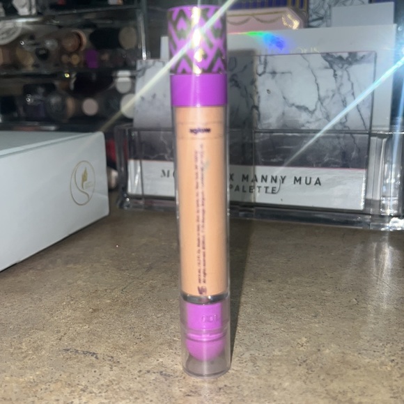 Tarte shape tape glow wand - Picture 2 of 2